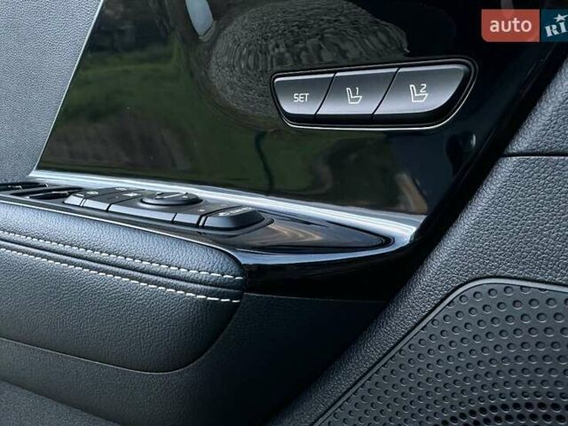 Черный Киа Niro, объемом двигателя 0 л и пробегом 35 тыс. км за 23400 $, фото 42 на Automoto.ua