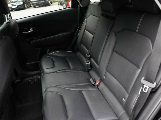 Кіа Niro 2020 у Києві на Automoto.ua Чорний Кіа Niro, об'ємом двигуна 0 л та пробігом 59 тис. км за 15700 $, фото 20 на Automoto.ua