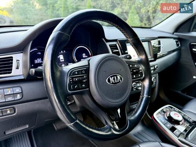 Киа Niro 2020 в Бердичеве на Automoto.ua Черный Киа Niro, объемом двигателя 0 л и пробегом 128 тыс. км за 16700 $, фото 49 на Automoto.ua
