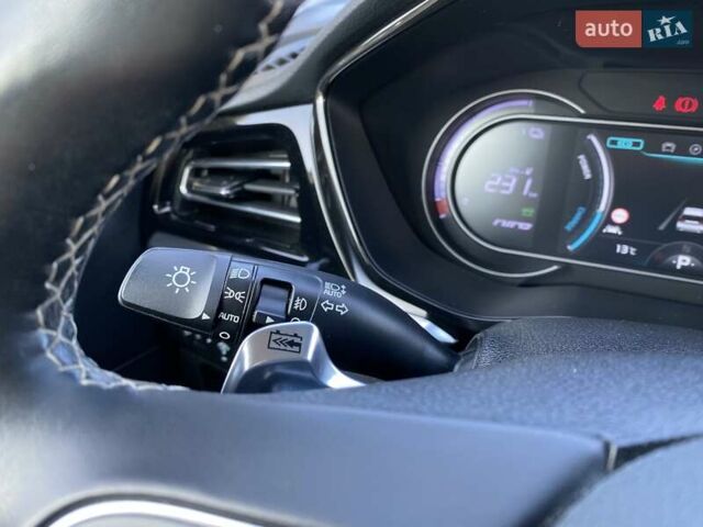 Черный Киа Niro, объемом двигателя 0 л и пробегом 83 тыс. км за 23200 $, фото 32 на Automoto.ua