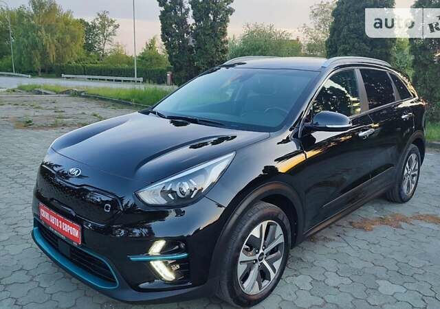 Чорний Кіа Niro, об'ємом двигуна 0 л та пробігом 83 тис. км за 19799 $, фото 28 на Automoto.ua