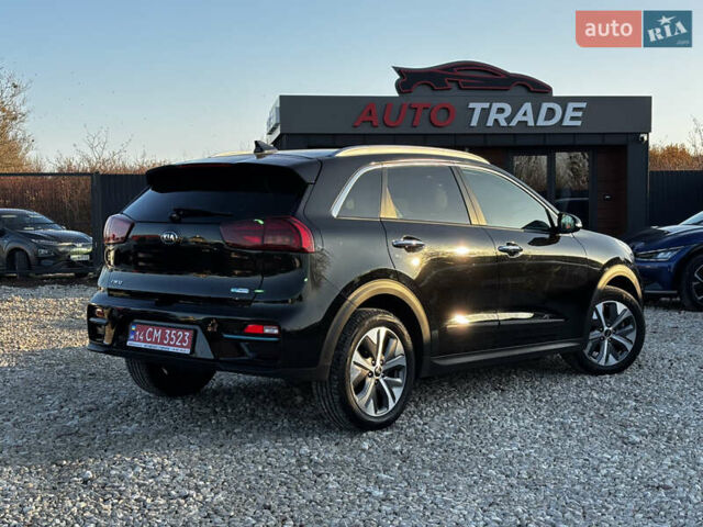 Черный Киа Niro, объемом двигателя 0 л и пробегом 112 тыс. км за 19999 $, фото 12 на Automoto.ua