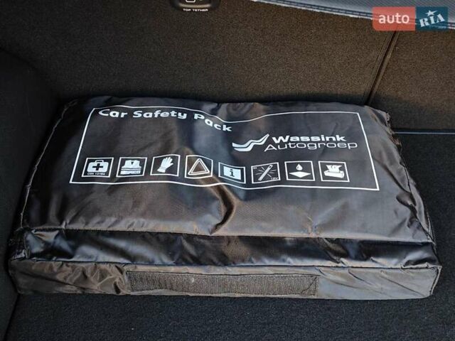 Черный Киа Niro, объемом двигателя 0 л и пробегом 115 тыс. км за 19999 $, фото 65 на Automoto.ua