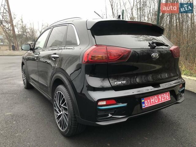 Черный Киа Niro, объемом двигателя 0 л и пробегом 40 тыс. км за 22950 $, фото 5 на Automoto.ua
