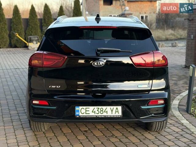 Чорний Кіа Niro, об'ємом двигуна 0 л та пробігом 69 тис. км за 21500 $, фото 6 на Automoto.ua