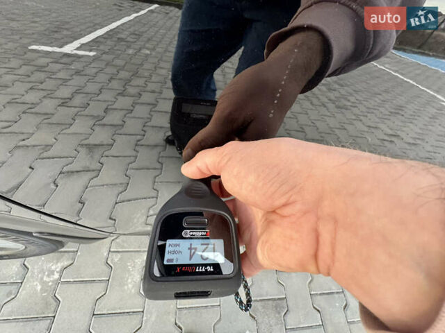 Черный Киа Niro, объемом двигателя 0 л и пробегом 128 тыс. км за 19600 $, фото 75 на Automoto.ua