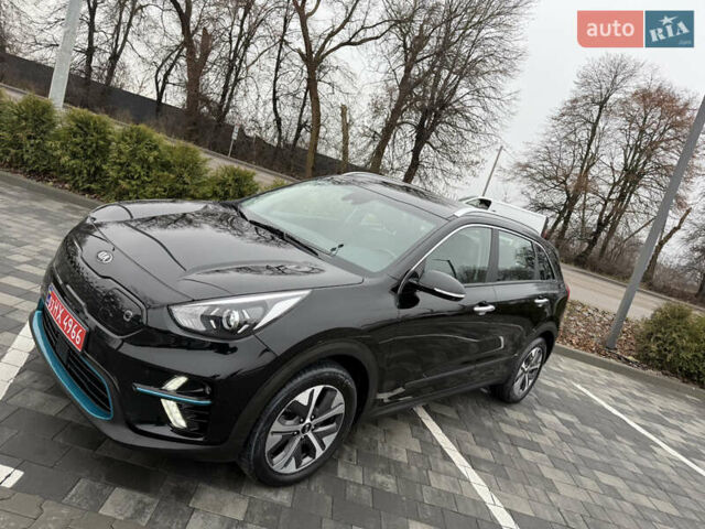 Черный Киа Niro, объемом двигателя 0 л и пробегом 72 тыс. км за 19300 $, фото 5 на Automoto.ua