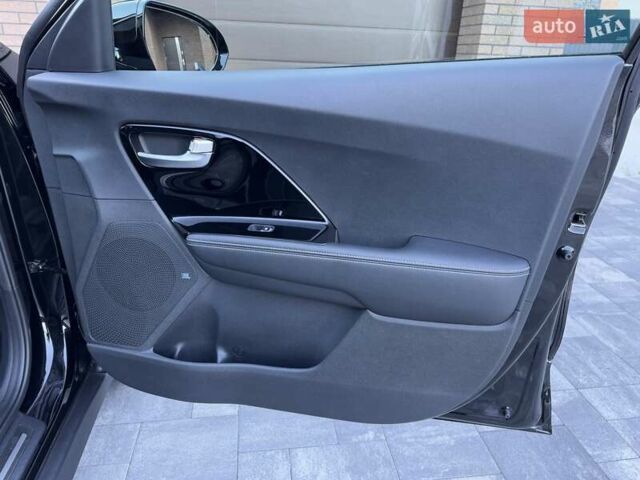 Черный Киа Niro, объемом двигателя 0 л и пробегом 94 тыс. км за 20999 $, фото 29 на Automoto.ua