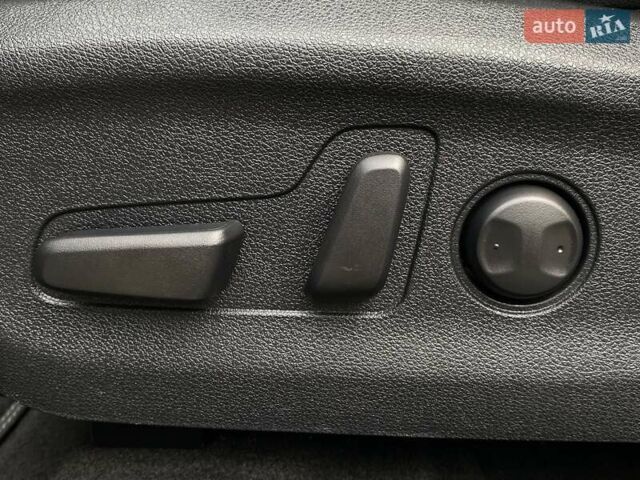 Киа Niro 2020 в Львове на Automoto.ua Черный Киа Niro, объемом двигателя 0 л и пробегом 64 тыс. км за 22700 $, фото 40 на Automoto.ua