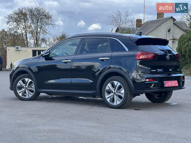 Черный Киа Niro, объемом двигателя 0 л и пробегом 140 тыс. км за 18199 $, фото 10 на Automoto.ua