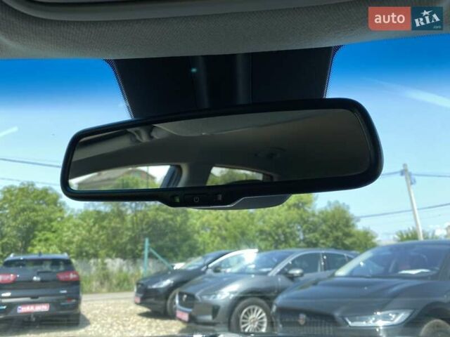 Черный Киа Niro, объемом двигателя 0 л и пробегом 115 тыс. км за 21300 $, фото 40 на Automoto.ua