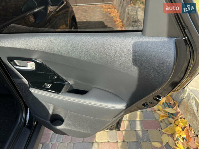 Черный Киа Niro, объемом двигателя 0 л и пробегом 112 тыс. км за 19500 $, фото 8 на Automoto.ua