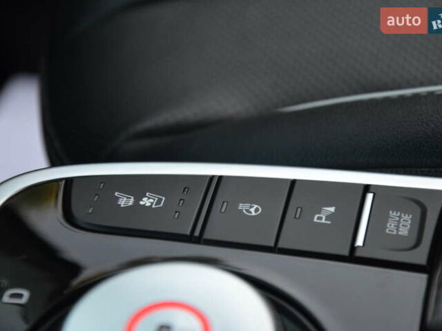 Черный Киа Niro, объемом двигателя 0 л и пробегом 68 тыс. км за 17450 $, фото 39 на Automoto.ua