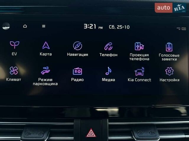 Чорний Кіа Niro, об'ємом двигуна 0 л та пробігом 68 тис. км за 24200 $, фото 61 на Automoto.ua