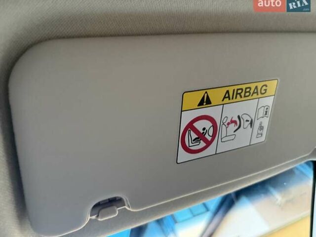 Черный Киа Niro, объемом двигателя 0 л и пробегом 98 тыс. км за 17450 $, фото 58 на Automoto.ua