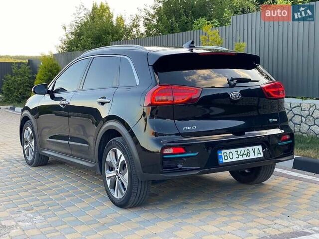 Черный Киа Niro, объемом двигателя 0 л и пробегом 109 тыс. км за 19450 $, фото 13 на Automoto.ua