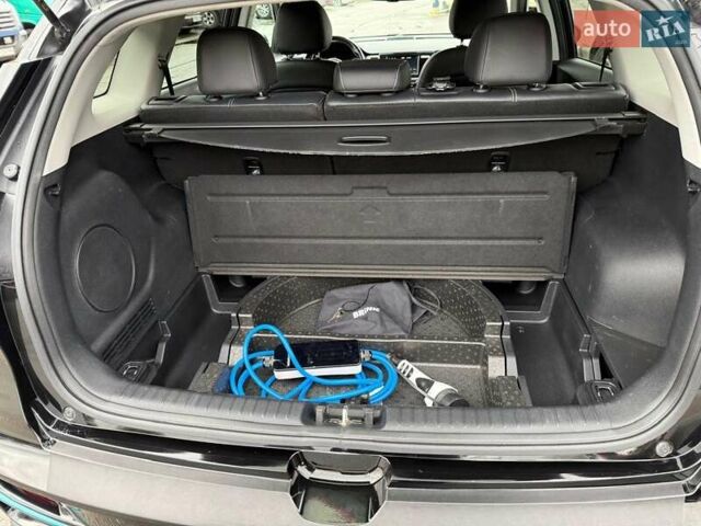 Черный Киа Niro, объемом двигателя 0 л и пробегом 84 тыс. км за 19500 $, фото 8 на Automoto.ua