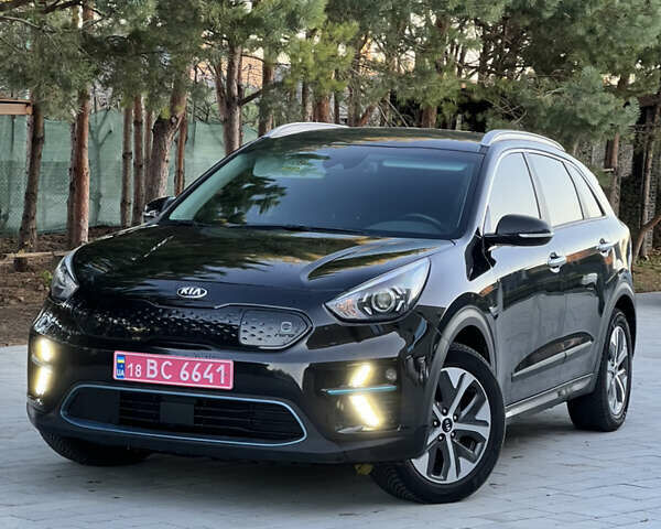 Чорний Кіа Niro, об'ємом двигуна 0 л та пробігом 149 тис. км за 18999 $, фото 1 на Automoto.ua