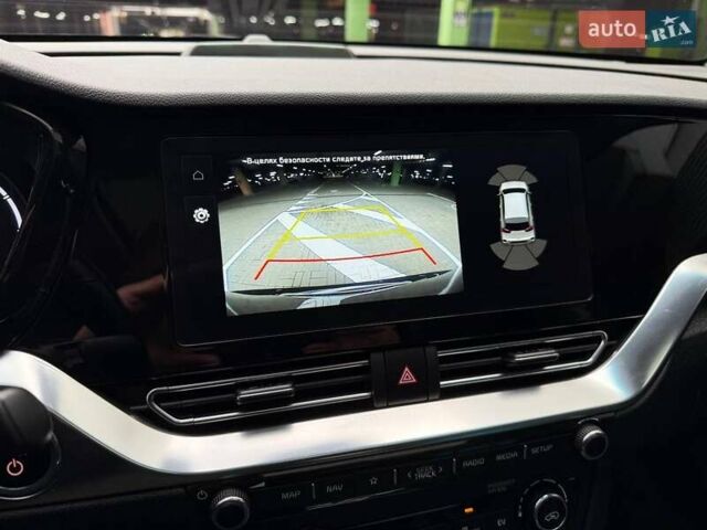 Чорний Кіа Niro, об'ємом двигуна 0 л та пробігом 89 тис. км за 22990 $, фото 28 на Automoto.ua