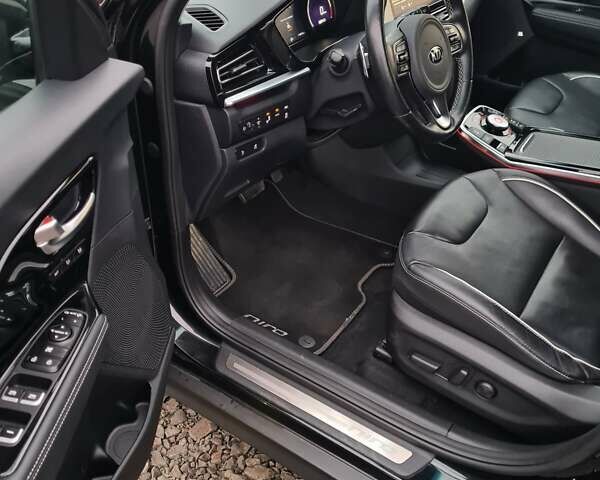 Черный Киа Niro, объемом двигателя 0 л и пробегом 114 тыс. км за 19999 $, фото 34 на Automoto.ua