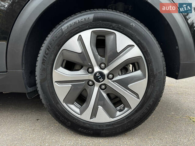 Черный Киа Niro, объемом двигателя 0 л и пробегом 78 тыс. км за 21700 $, фото 37 на Automoto.ua