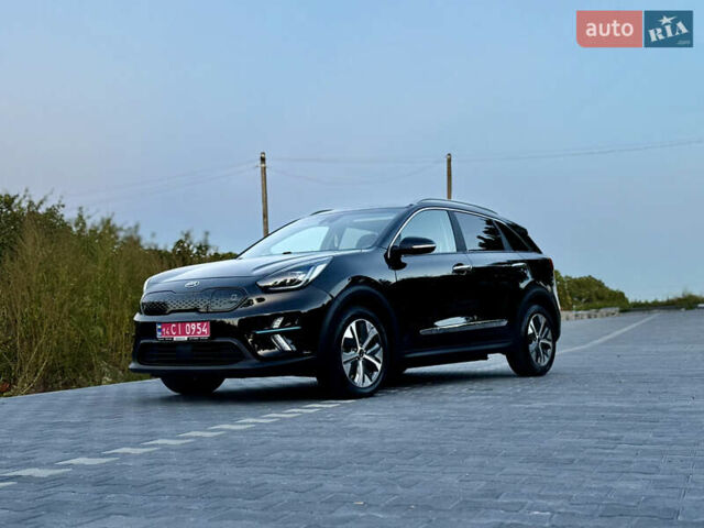 Черный Киа Niro, объемом двигателя 0 л и пробегом 165 тыс. км за 16999 $, фото 5 на Automoto.ua