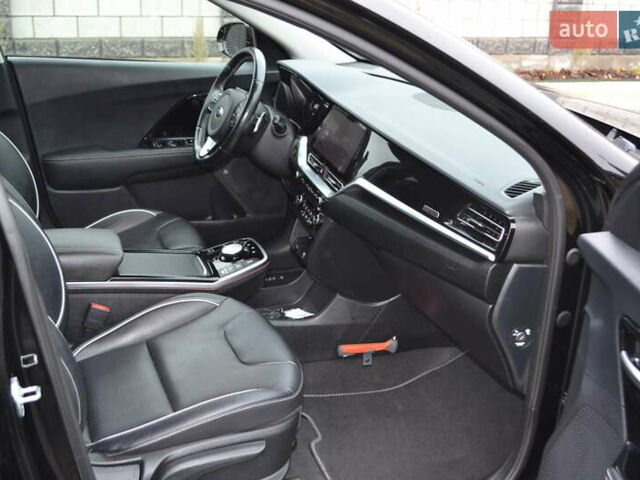 Чорний Кіа Niro, об'ємом двигуна 0 л та пробігом 169 тис. км за 18450 $, фото 44 на Automoto.ua
