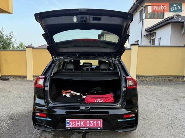 Черный Киа Niro, объемом двигателя 0 л и пробегом 98 тыс. км за 17450 $, фото 70 на Automoto.ua