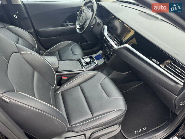 Чорний Кіа Niro, об'ємом двигуна 0 л та пробігом 164 тис. км за 18400 $, фото 38 на Automoto.ua