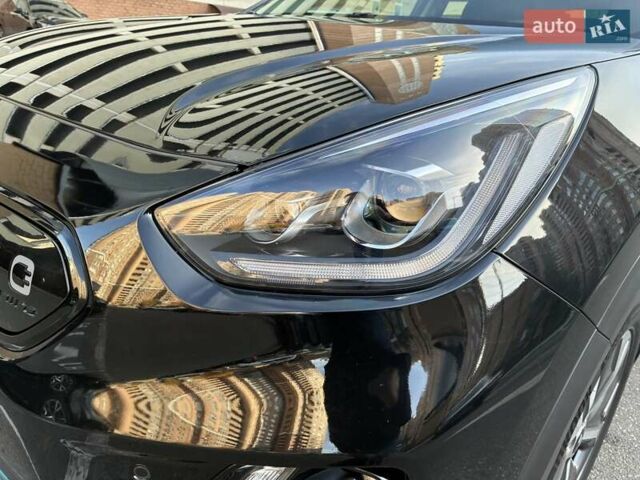 Черный Киа Niro, объемом двигателя 0 л и пробегом 105 тыс. км за 20500 $, фото 32 на Automoto.ua