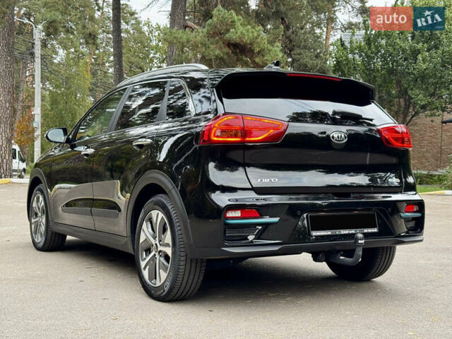 Чорний Кіа Niro, об'ємом двигуна 0 л та пробігом 107 тис. км за 20500 $, фото 29 на Automoto.ua