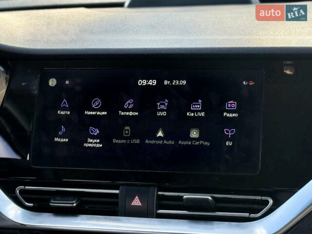 Черный Киа Niro, объемом двигателя 0 л и пробегом 165 тыс. км за 16999 $, фото 65 на Automoto.ua