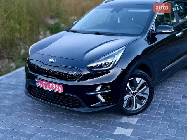 Черный Киа Niro, объемом двигателя 0 л и пробегом 165 тыс. км за 16999 $, фото 14 на Automoto.ua
