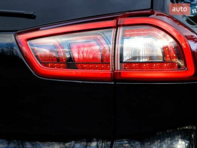 Черный Киа Niro, объемом двигателя 0 л и пробегом 110 тыс. км за 17450 $, фото 21 на Automoto.ua