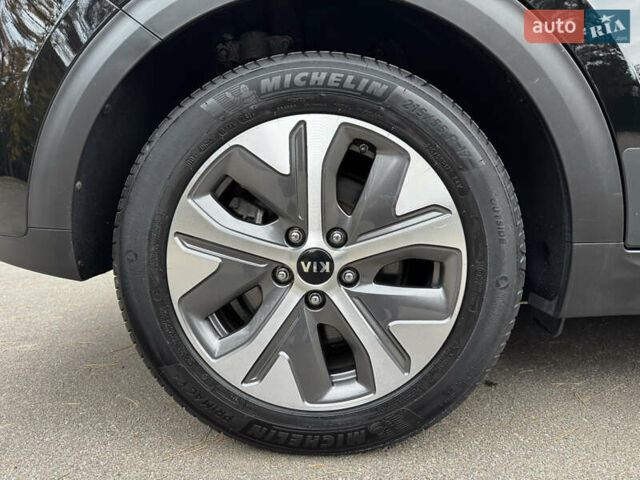 Черный Киа Niro, объемом двигателя 0 л и пробегом 78 тыс. км за 21700 $, фото 38 на Automoto.ua