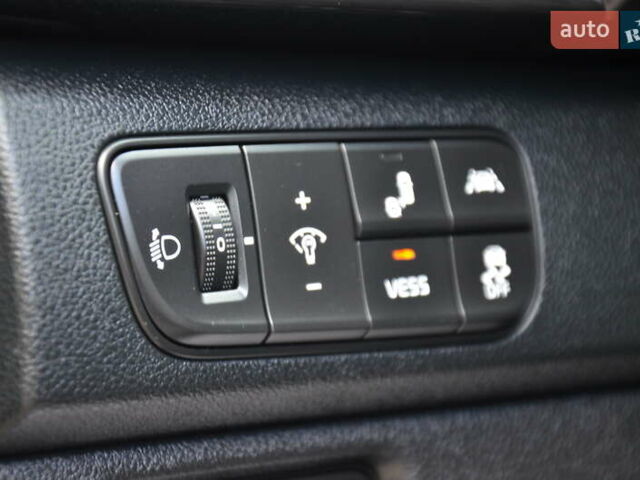 Черный Киа Niro, объемом двигателя 0 л и пробегом 76 тыс. км за 17550 $, фото 45 на Automoto.ua