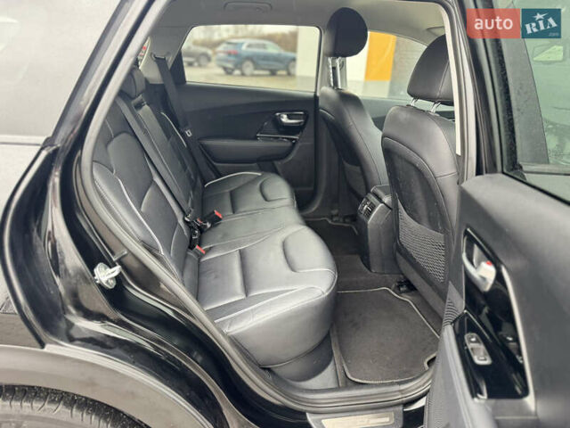 Черный Киа Niro, объемом двигателя 0 л и пробегом 93 тыс. км за 17999 $, фото 21 на Automoto.ua
