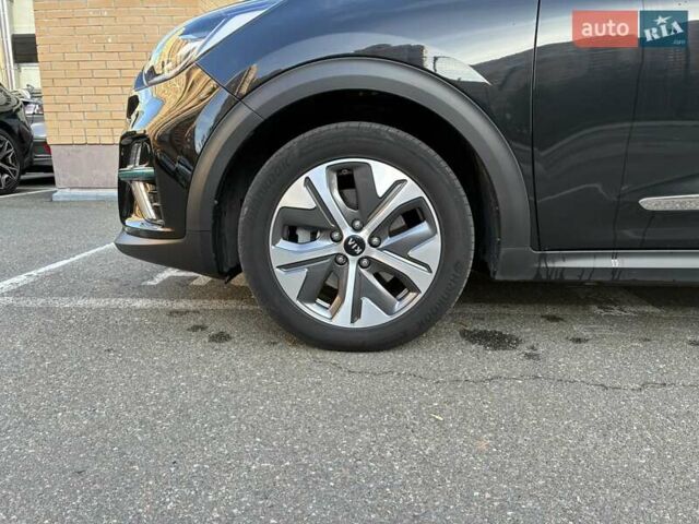 Черный Киа Niro, объемом двигателя 0 л и пробегом 105 тыс. км за 20500 $, фото 30 на Automoto.ua