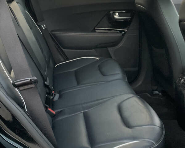 Черный Киа Niro, объемом двигателя 0 л и пробегом 110 тыс. км за 19250 $, фото 37 на Automoto.ua