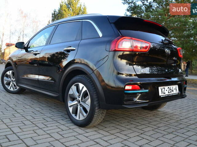 Черный Киа Niro, объемом двигателя 0 л и пробегом 68 тыс. км за 17450 $, фото 26 на Automoto.ua