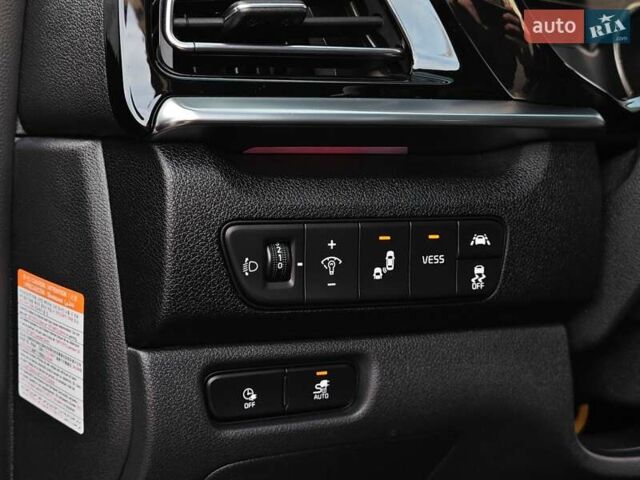Чорний Кіа Niro, об'ємом двигуна 0 л та пробігом 115 тис. км за 20700 $, фото 26 на Automoto.ua