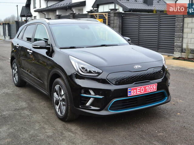 Чорний Кіа Niro, об'ємом двигуна 0 л та пробігом 169 тис. км за 18450 $, фото 8 на Automoto.ua