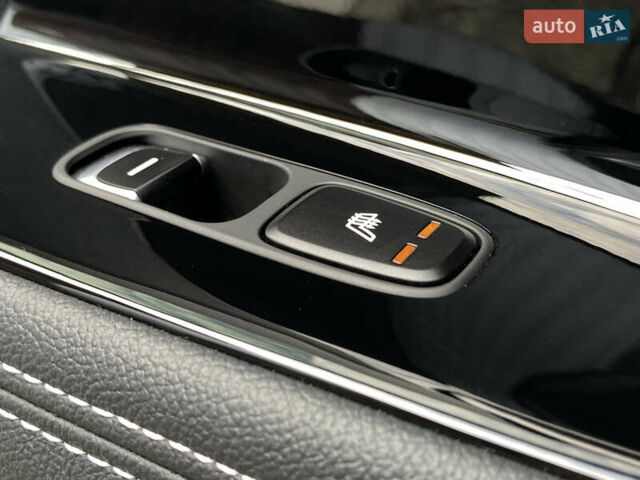 Чорний Кіа Niro, об'ємом двигуна 0 л та пробігом 64 тис. км за 23700 $, фото 87 на Automoto.ua