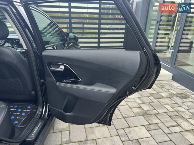 Черный Киа Niro, объемом двигателя 0 л и пробегом 113 тыс. км за 21900 $, фото 33 на Automoto.ua
