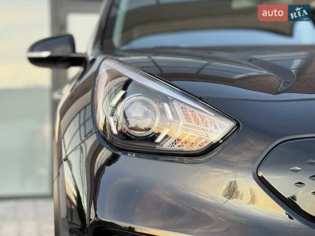 Черный Киа Niro, объемом двигателя 0 л и пробегом 110 тыс. км за 17999 $, фото 26 на Automoto.ua