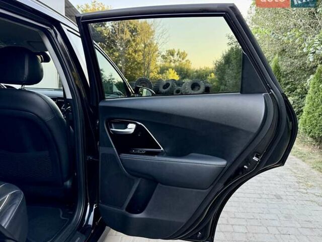 Черный Киа Niro, объемом двигателя 0 л и пробегом 128 тыс. км за 16800 $, фото 77 на Automoto.ua