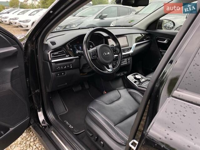 Черный Киа Niro, объемом двигателя 0 л и пробегом 107 тыс. км за 21400 $, фото 1 на Automoto.ua