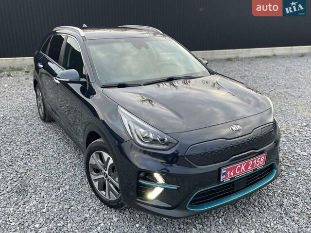 Киа Niro 2020 в Дрогобыче на Automoto.ua Черный Киа Niro, объемом двигателя 0 л и пробегом 148 тыс. км за 19799 $, фото 1 на Automoto.ua