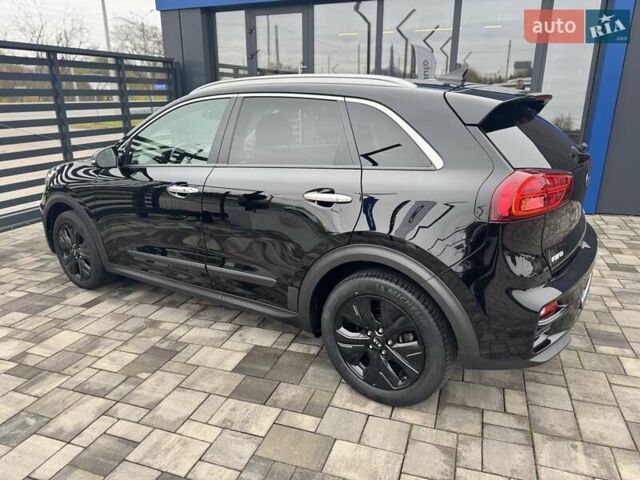 Черный Киа Niro, объемом двигателя 0 л и пробегом 113 тыс. км за 21900 $, фото 9 на Automoto.ua