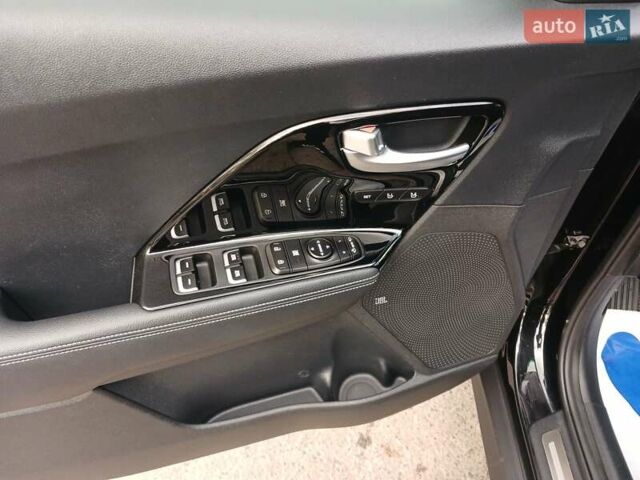 Черный Киа Niro, объемом двигателя 0 л и пробегом 125 тыс. км за 19300 $, фото 17 на Automoto.ua